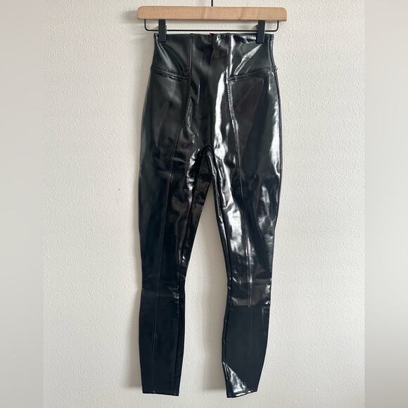 NEW Spanx Faux Patent Leather Leggings in Black Size XS - Picture 6 of 12